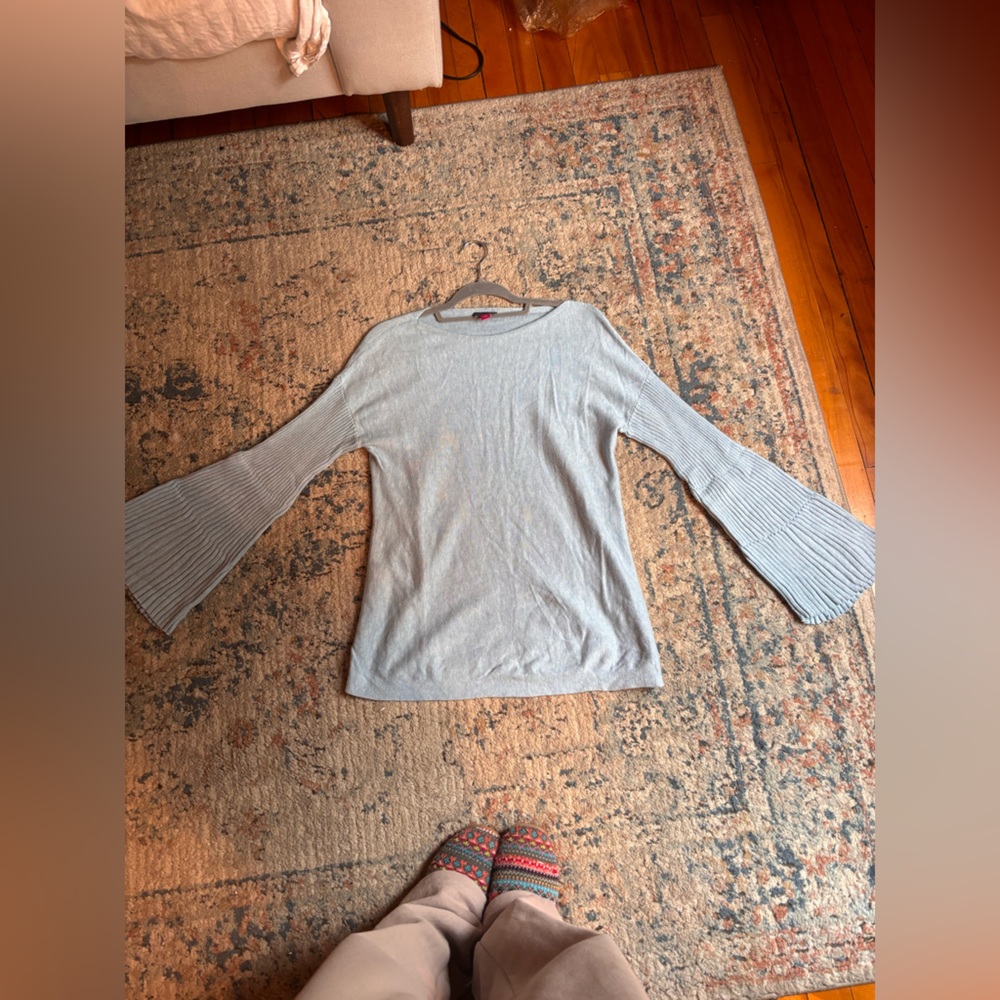 Bell sleeve top size small